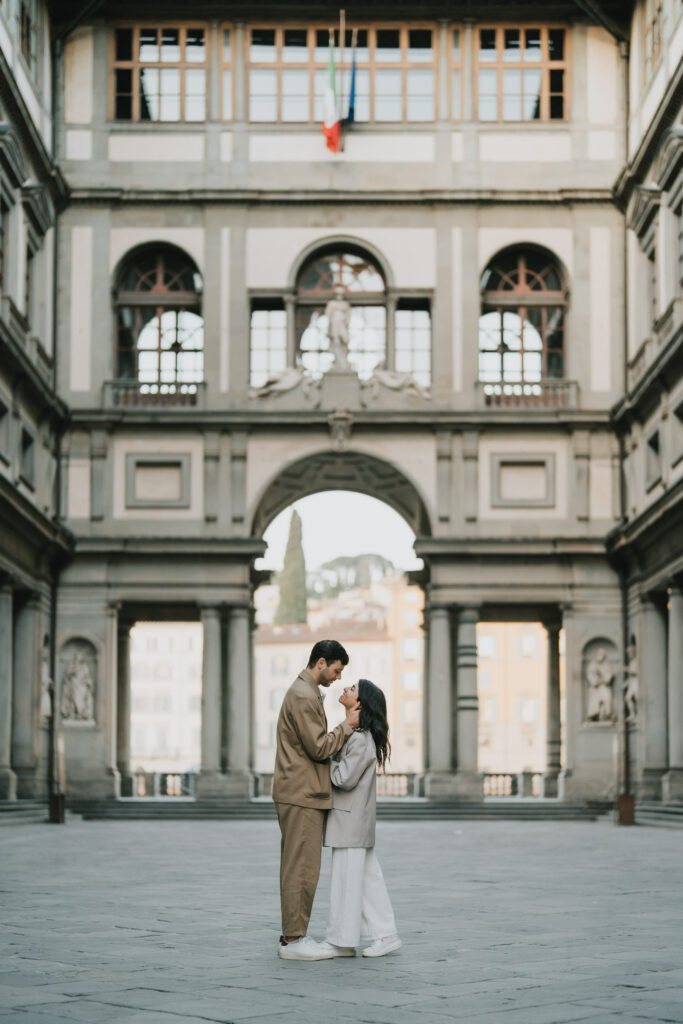 Sessione Fotografica di Fidanzamento all'Alba a Firenze